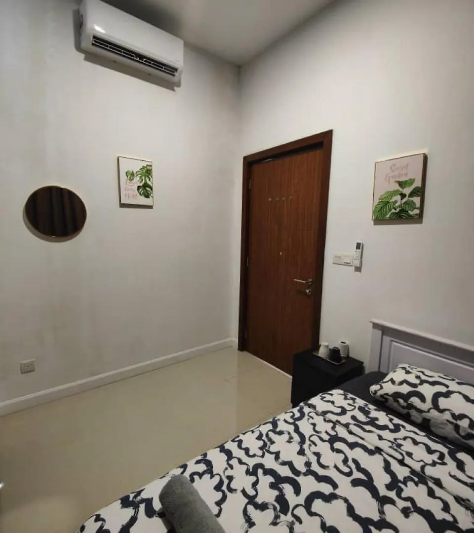 Barnett Georgetown Near Island Hospital Room 4 George Town